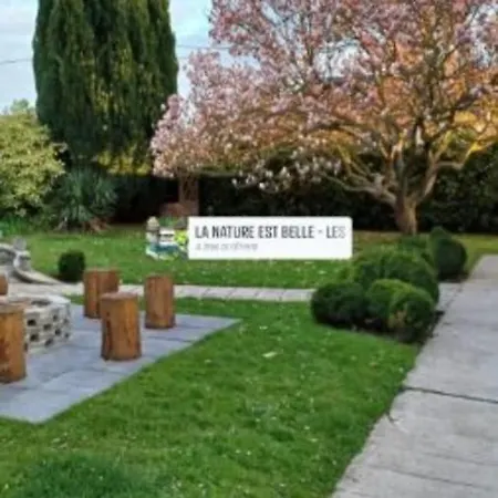 Holiday home Le Clos D'aval Le Paulownia Saint-Nicolas-d'Aliermont