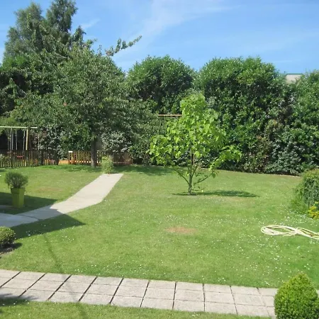 Holiday home Le Clos D'aval Le Paulownia Saint-Nicolas-d'Aliermont